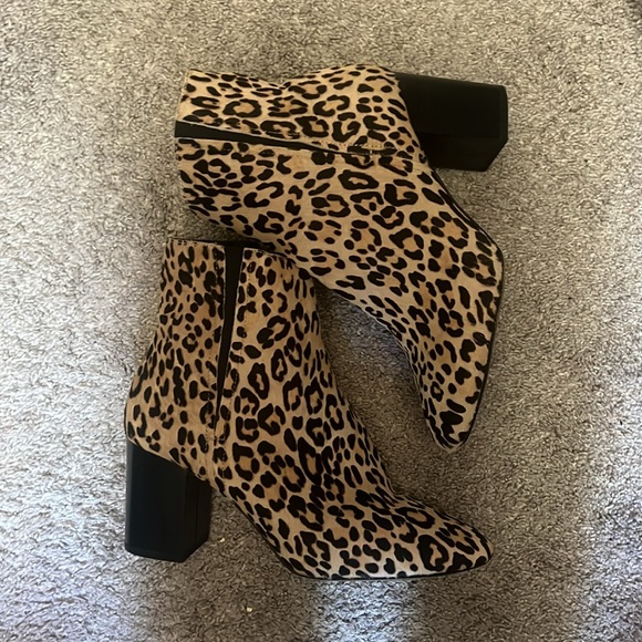 Cheetah Booties - Picture 4 of 5
